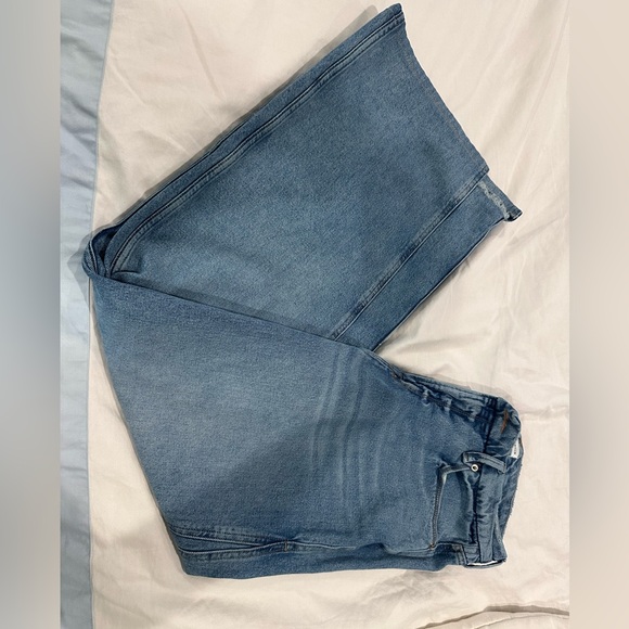 Good American Denim - Good American Light Blue Denim Jeans